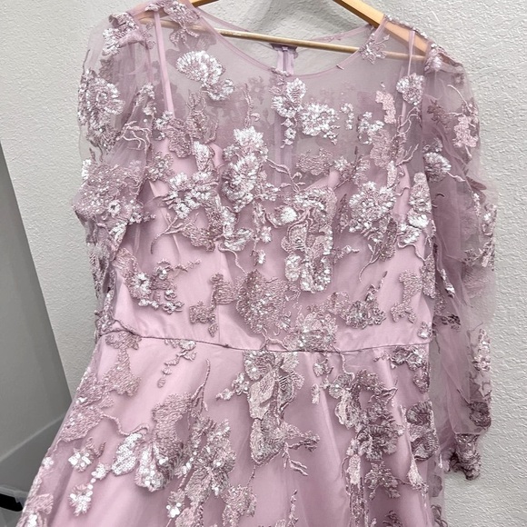 NEW $598 MAC DUGGAL 50664 LILAC FLORAL ILLUSION GOWN Size 18 - Picture 9 of 16